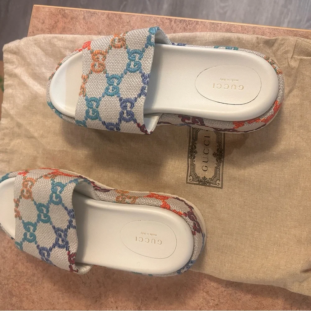 MUTI COLOR GUCCI SLIDES🌈 - Picture 8 of 8
